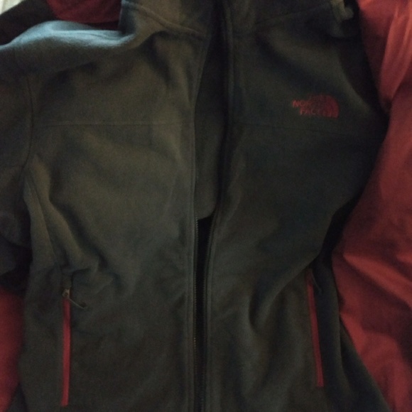 Mens North Face Jacket - Picture 2 of 8